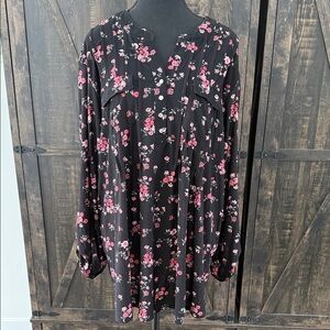 Chic Floral Black Blouse 3XL Lily Morgan